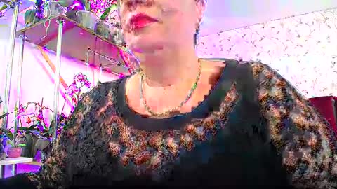 Lady Gloria online show from February 2025 12:08:01 PM