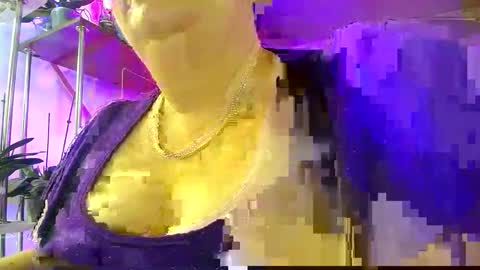 Lady Gloria online show from October 2025 06:37:02 AM