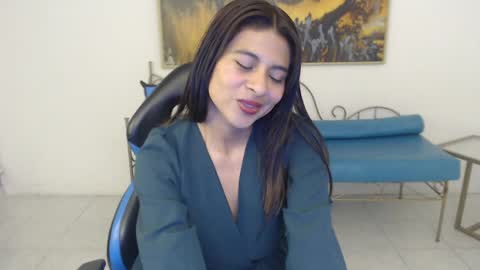 Lady Isabella online show from March 2026 01:33:01 PM