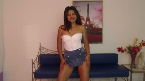 Snapshot of lady_isabella_ chatting on June 2026 01:31:02 PM Lady Isabella online show from June 2026 01:31:02 PM