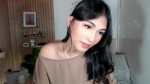   online show from May 2026 02:19:02 AM