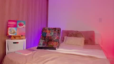 Snapshot of lady_lacey05 chatting on June 2026 11:06:01 PM Gaby online show from June 2026 11:06:01 PM