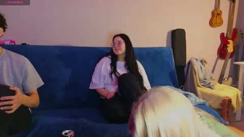 Snapshot of lady_lucky_love chatting on October 2025 07:43:01 PM KENDALL NATHANPVT IS OPEN online show from October 2025 07:43:01 PM
