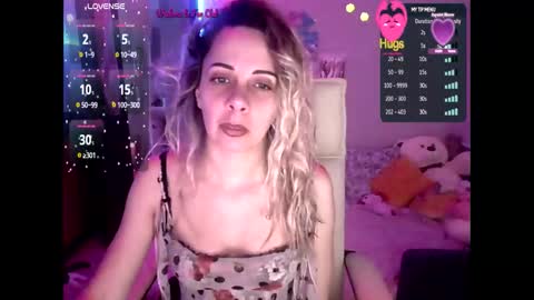 lady_smile69 online show from February 2026 07:10:01 PM