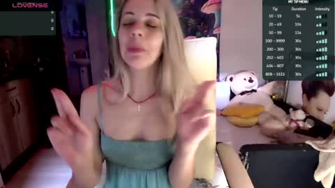 Snapshot of lady_smile69 chatting on June 2026 03:35:02 AM lady_smile69 online show from June 2026 03:35:02 AM