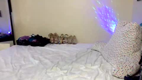 Lady Voon Sin online show from October 2025 09:21:02 AM