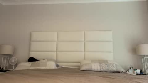 Ladybabs online show from March 2026 06:59:02 PM