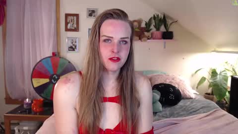 ladyboyhomemaker online show from February 2025 04:47:01 AM