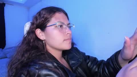  Lady  online show from November 2025 02:17:02 AM