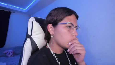  Lady  online show from January 2026 01:20:01 AM