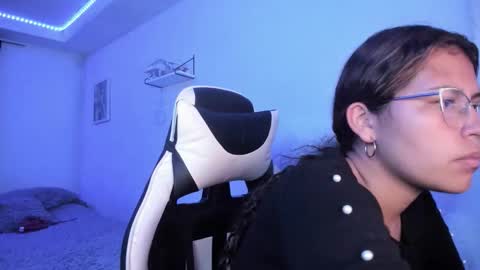  Lady  online show from February 2026 02:39:02 AM