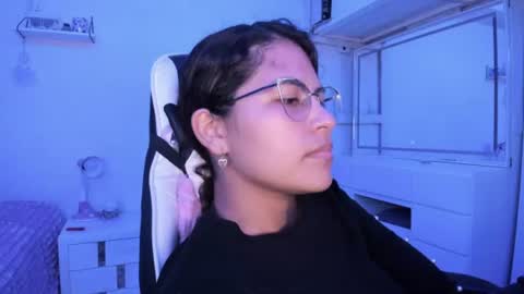 Snapshot of ladybrown_16 chatting on June 2026 03:20:02 AM Lady online show from June 2026 03:20:02 AM