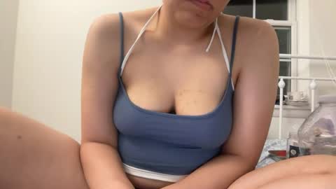 Snapshot of ladybuggg707 chatting on June 2026 05:16:02 AM Ladybug online show from June 2026 05:16:02 AM