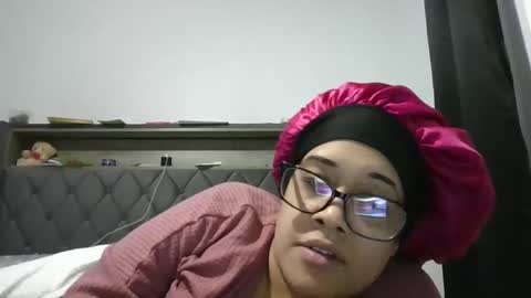 Stephanie online show from February 2025 02:08:02 AM