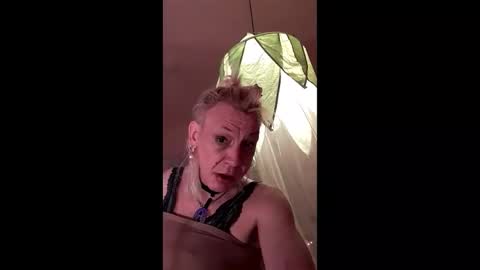 Ladycrosssuza online show from December 2025 10:53:01 AM