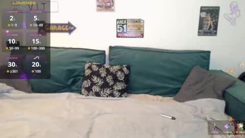 LadyDrummer online show from December 2025 07:31:01 PM