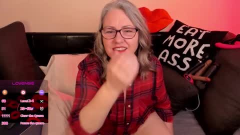 Snapshot of ladylanaxo chatting on February 2026 07:35:02 AM Next Stream online show from February 2026 07:35:02 AM