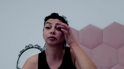 Lia online show from February 2025 05:10:01 AM