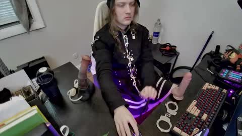 ladymeep online show from December 2025 03:10:01 PM