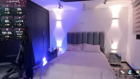 Lady  online show from December 2024 05:31:02 AM