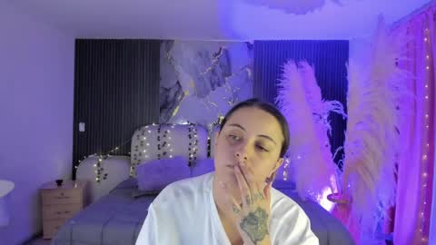 Lady  online show from April 2026 04:21:02 AM