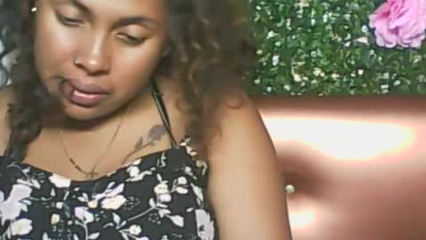 LadyXSnakes online show from December 2025 08:41:02 AM