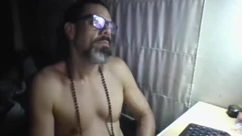La Genova esta Dura beard boy male dick mastubate latinosexy latinohot latino glasses mature strong stronglegs online show from April 2026 05:11:01 AM