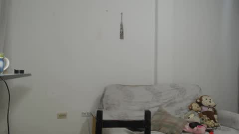  paola and a guest lol    online show from October 2025 02:48:01 PM