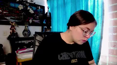 laia_hadid online show from March 2026 04:03:02 PM