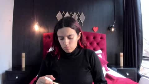 Snapshot of laia_jonees chatting on April 2026 12:31:01 PM Laia online show from April 2026 12:31:01 PM