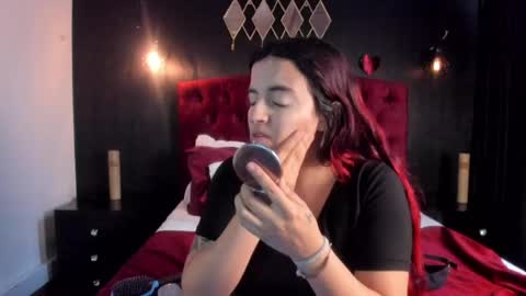 Snapshot of laia_jonees chatting on May 2026 11:59:02 AM Laia online show from May 2026 11:59:02 AM