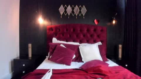 Snapshot of laia_jonees chatting on May 2026 12:02:01 PM Laia online show from May 2026 12:02:01 PM