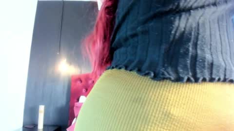 Snapshot of laia_jonees chatting on May 2026 11:50:01 AM Laia online show from May 2026 11:50:01 AM