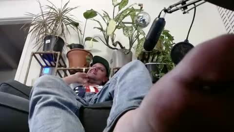 Snapshot of laidback_and_chill chatting on December 2024 05:34:01 AM Rick online show from December 2024 05:34:01 AM