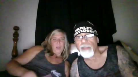Snapshot of laidbackluxury chatting on May 2026 12:38:01 AM laidbackluxury online show from May 2026 12:38:01 AM
