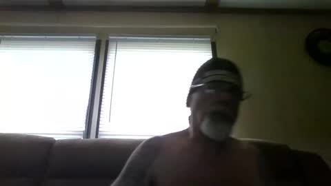 Snapshot of laidbackluxury chatting on June 2026 02:21:02 PM laidbackluxury online show from June 2026 02:21:02 PM