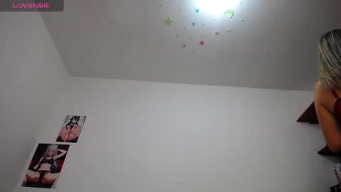 Leila Laly online show from February 2025 02:52:02 PM