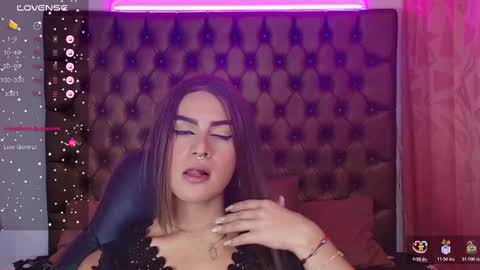 Camila online show from November 2025 03:45:01 AM