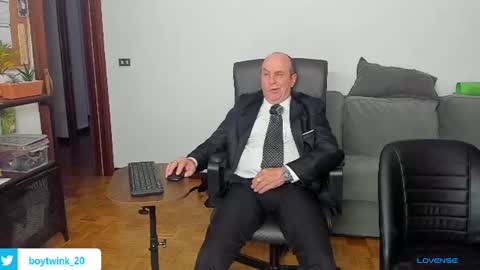 Snapshot of lajose52 chatting on July 2026 07:16:01 PM lajose52 online show from July 2026 07:16:01 PM