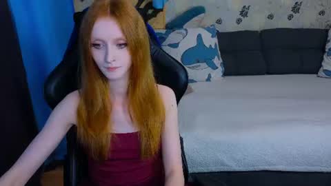 Snapshot of laksmrrr chatting on June 2026 05:19:02 PM Lu Alex online show from June 2026 05:19:02 PM