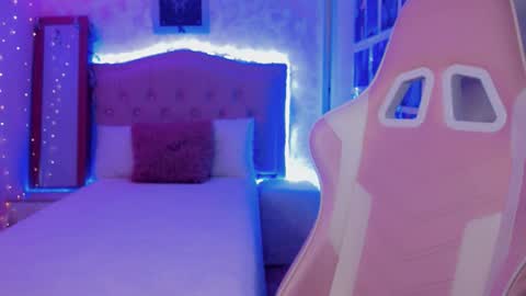 lala Moon online show from January 2026 10:52:02 AM