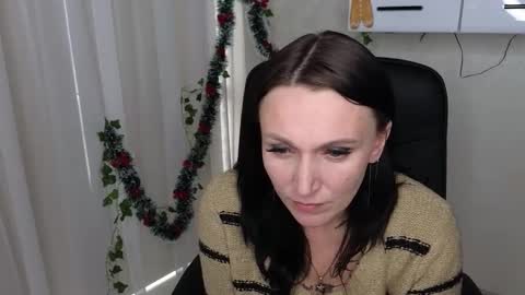 Lalya online show from December 2025 11:26:02 AM