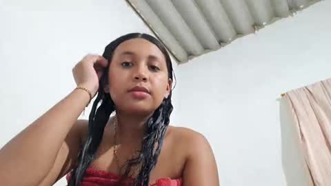 Lana online show from November 2025 10:45:02 PM