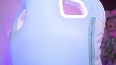 Lana online show from November 2025 02:01:02 AM