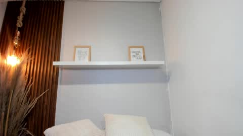 Lana     igauroraaaaaaaaa 1 online show from April 2026 02:51:02 AM