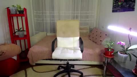 Snapshot of lana_love1 chatting on February 2025 04:27:02 AM Lana online show from February 2025 04:27:02 AM