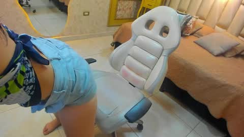 Lana Rey online show from April 2026 02:06:02 PM