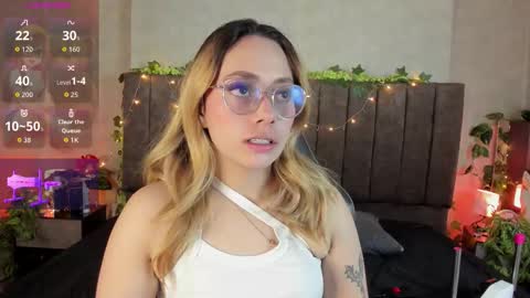 Lana online show from March 2026 05:11:02 AM