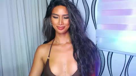 Snapshot of lanadel_hilton chatting on January 2025 05:50:01 AM Lana online show from January 2025 05:50:01 AM