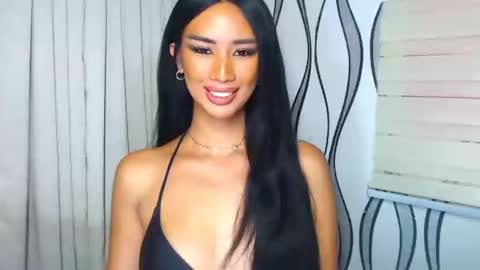 Snapshot of lanadel_hilton chatting on January 2025 11:43:01 PM Lana online show from January 2025 11:43:01 PM